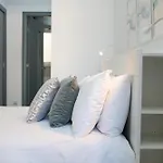 Sandstone Apartment 19